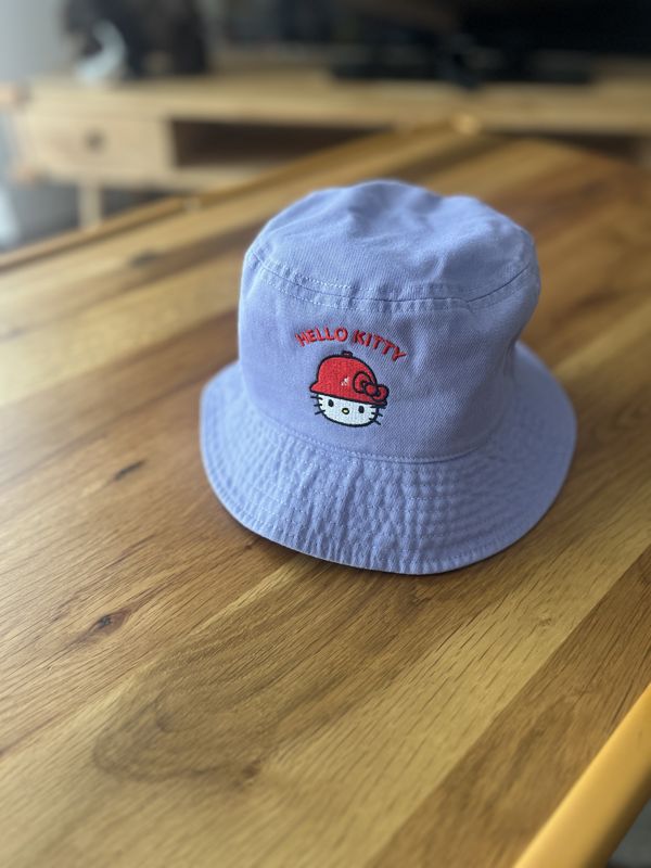 KANGOL × Hello Kitty Bucket Hat
